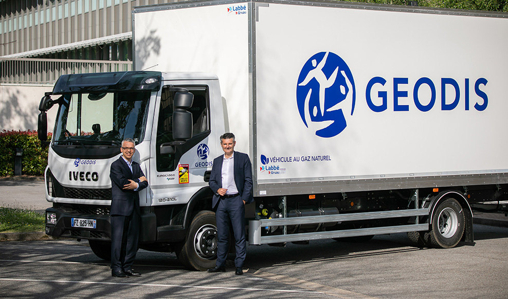 GEODIS kupuje 200 samochodów na gaz ziemny od IVECO